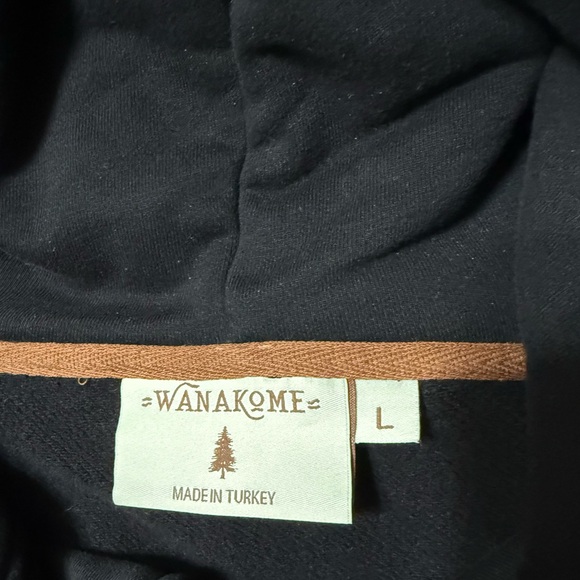 Wanakome Black Hoodie - Picture 4 of 6
